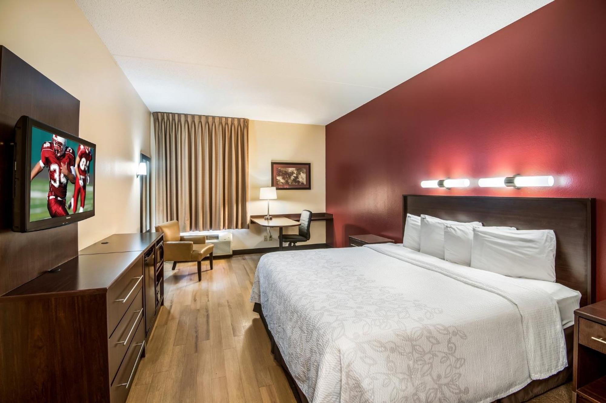 Red Roof Inn Plus+ Houston - Energy Corridor Exterior foto